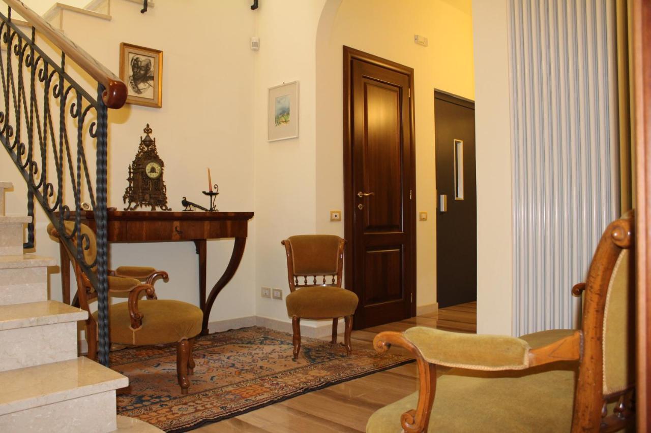 Très Chic Bed & Breakfast Civitanova Marche Ngoại thất bức ảnh