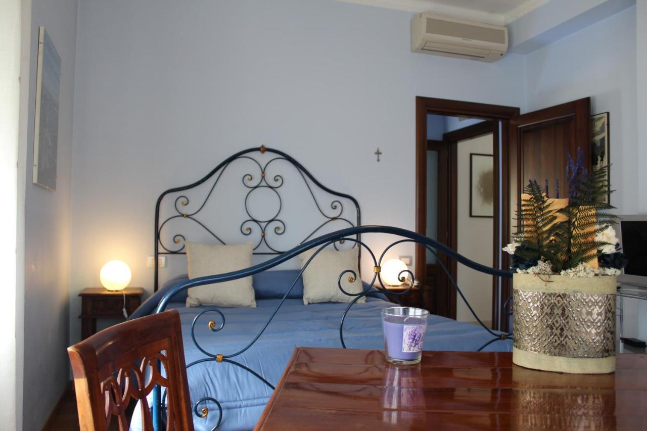 Très Chic Bed & Breakfast Civitanova Marche Ngoại thất bức ảnh