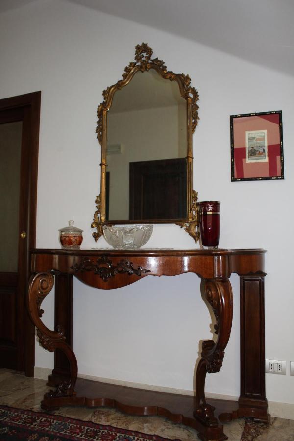 Très Chic Bed & Breakfast Civitanova Marche Ngoại thất bức ảnh