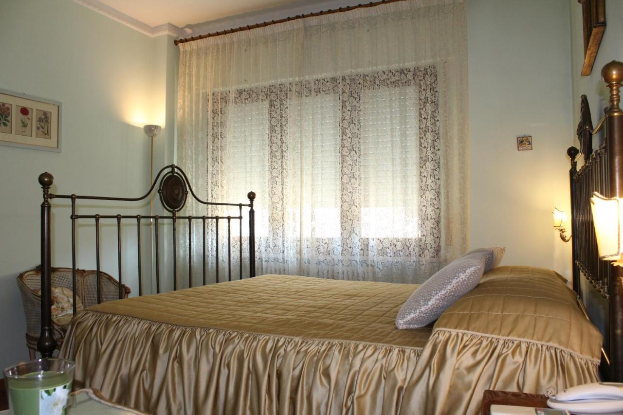 Très Chic Bed & Breakfast Civitanova Marche Ngoại thất bức ảnh