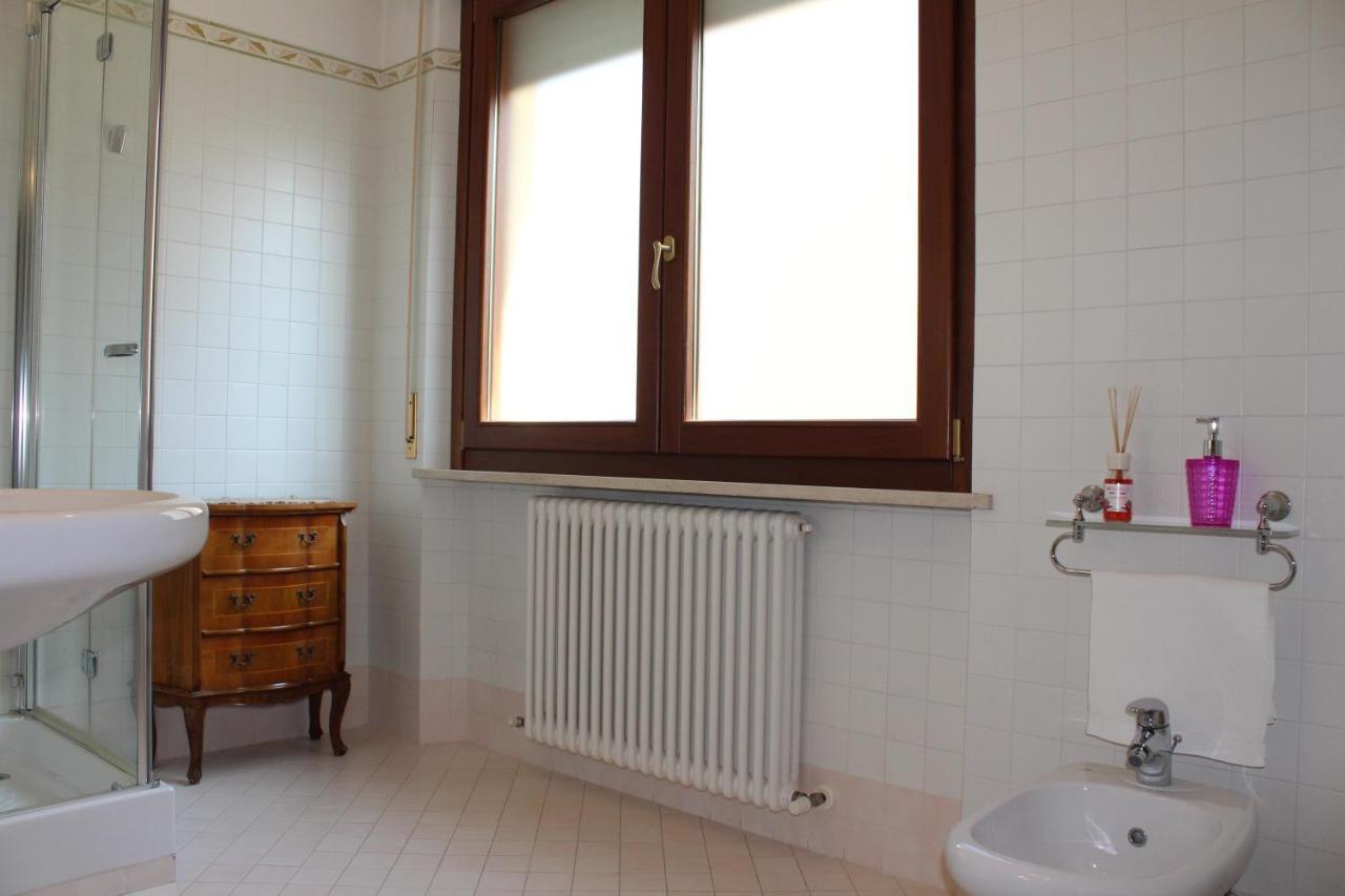 Très Chic Bed & Breakfast Civitanova Marche Ngoại thất bức ảnh